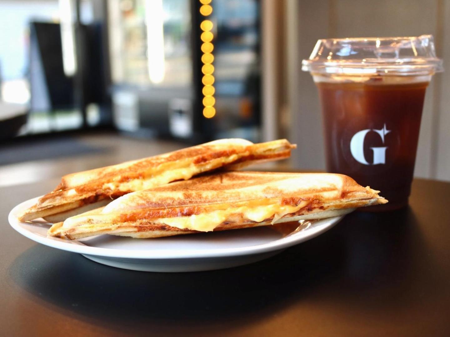 Gems Yufuin Hotel And Spa Cafe Bar ภายนอก รูปภาพ